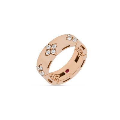 Ring mit Diamanten